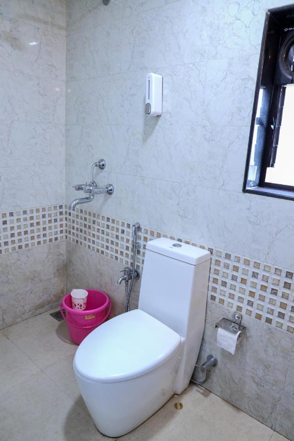 파나지 Surya Kiran Miramar B&B 외부 사진
