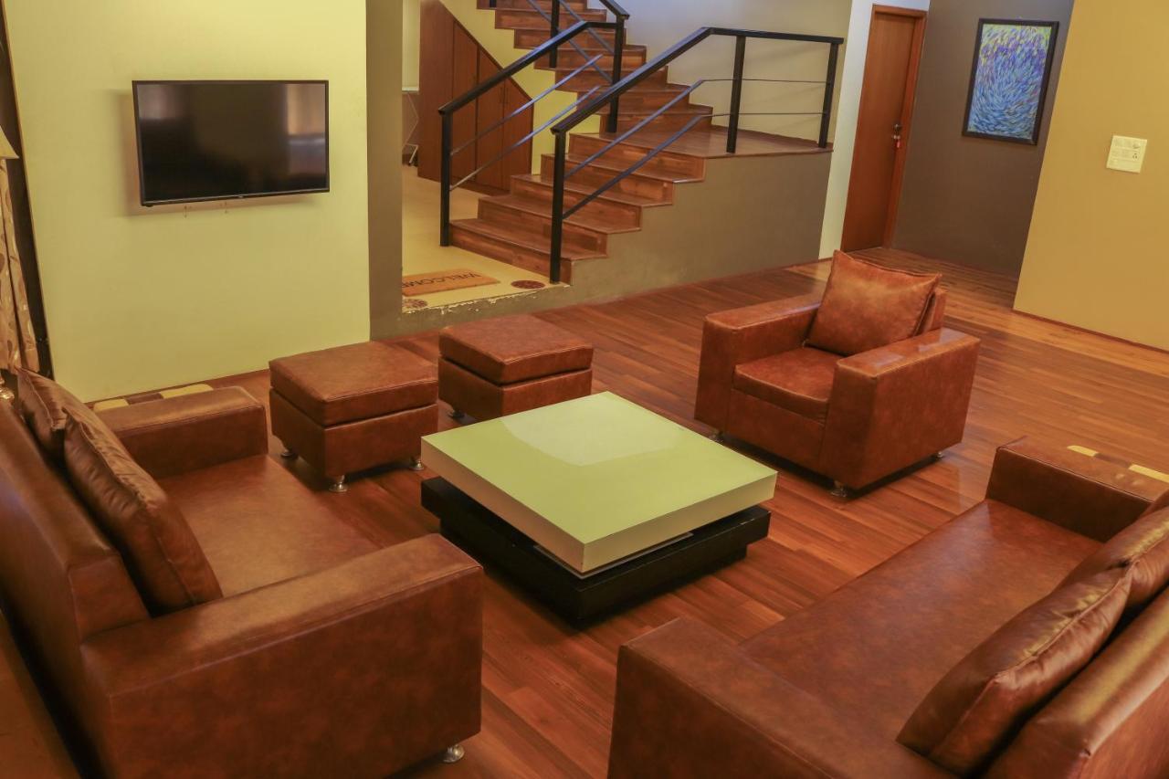 파나지 Surya Kiran Miramar B&B 외부 사진