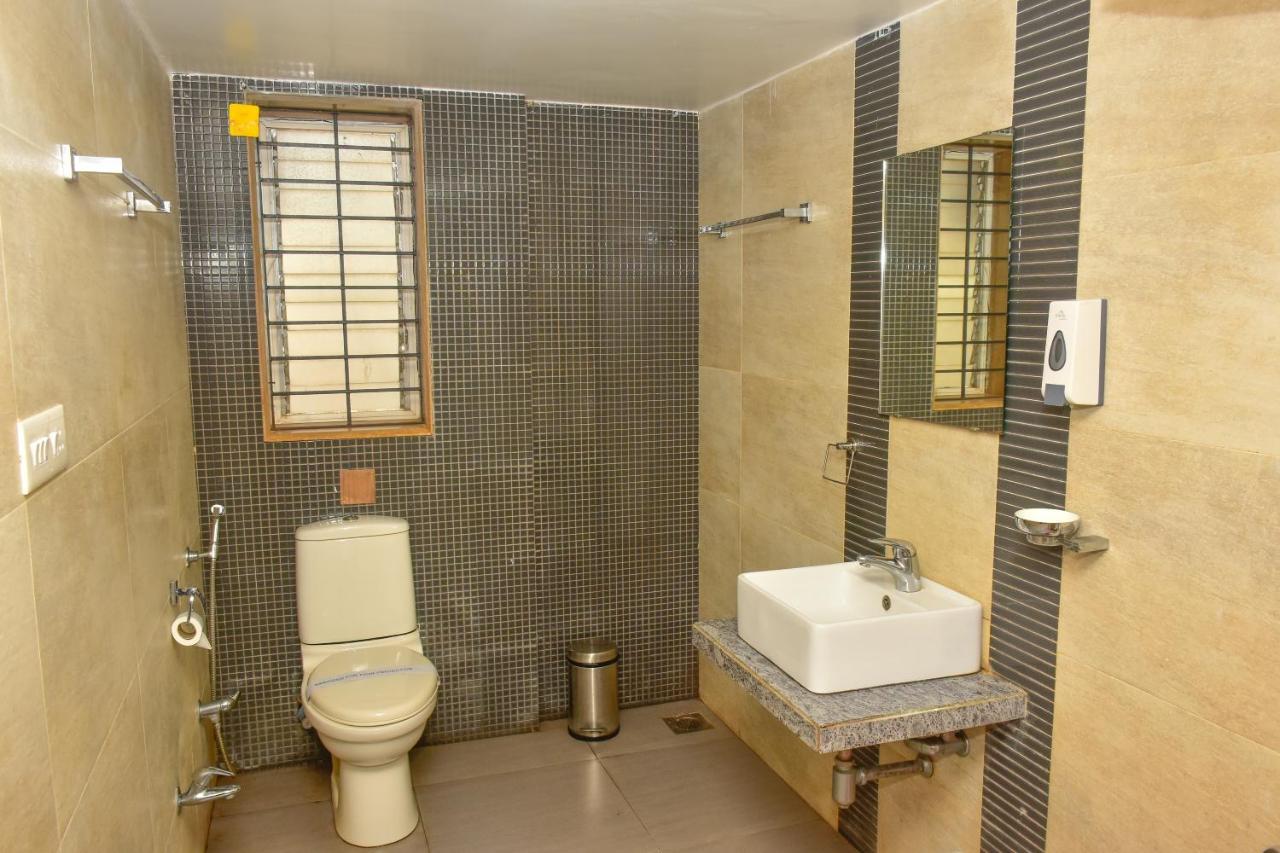 파나지 Surya Kiran Miramar B&B 외부 사진