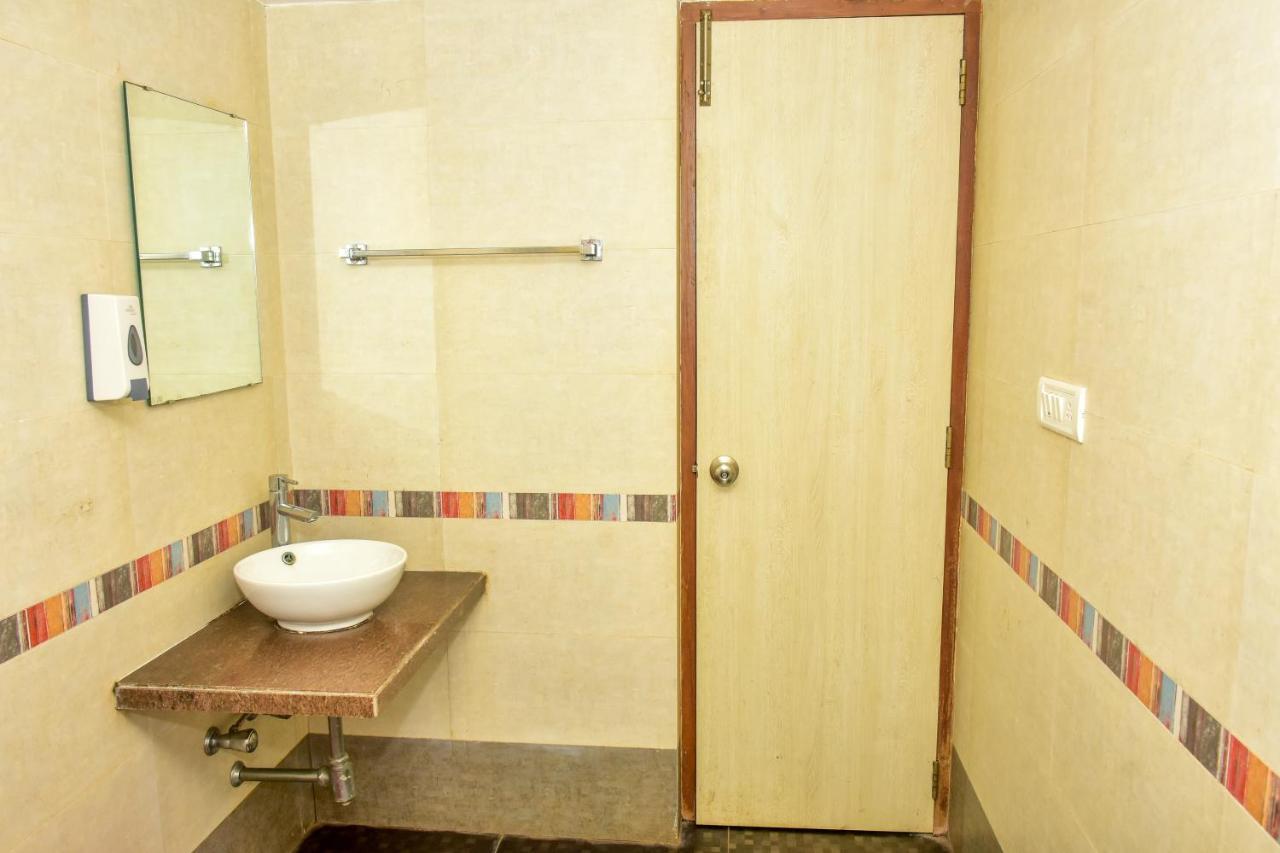 파나지 Surya Kiran Miramar B&B 외부 사진